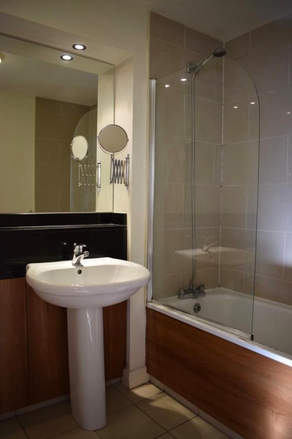 Central 2 Bedroom Apartment In ดับลิน ภายนอก รูปภาพ