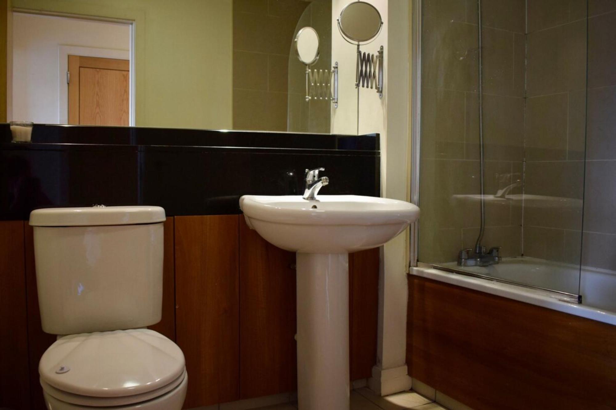 Central 2 Bedroom Apartment In ดับลิน ภายนอก รูปภาพ